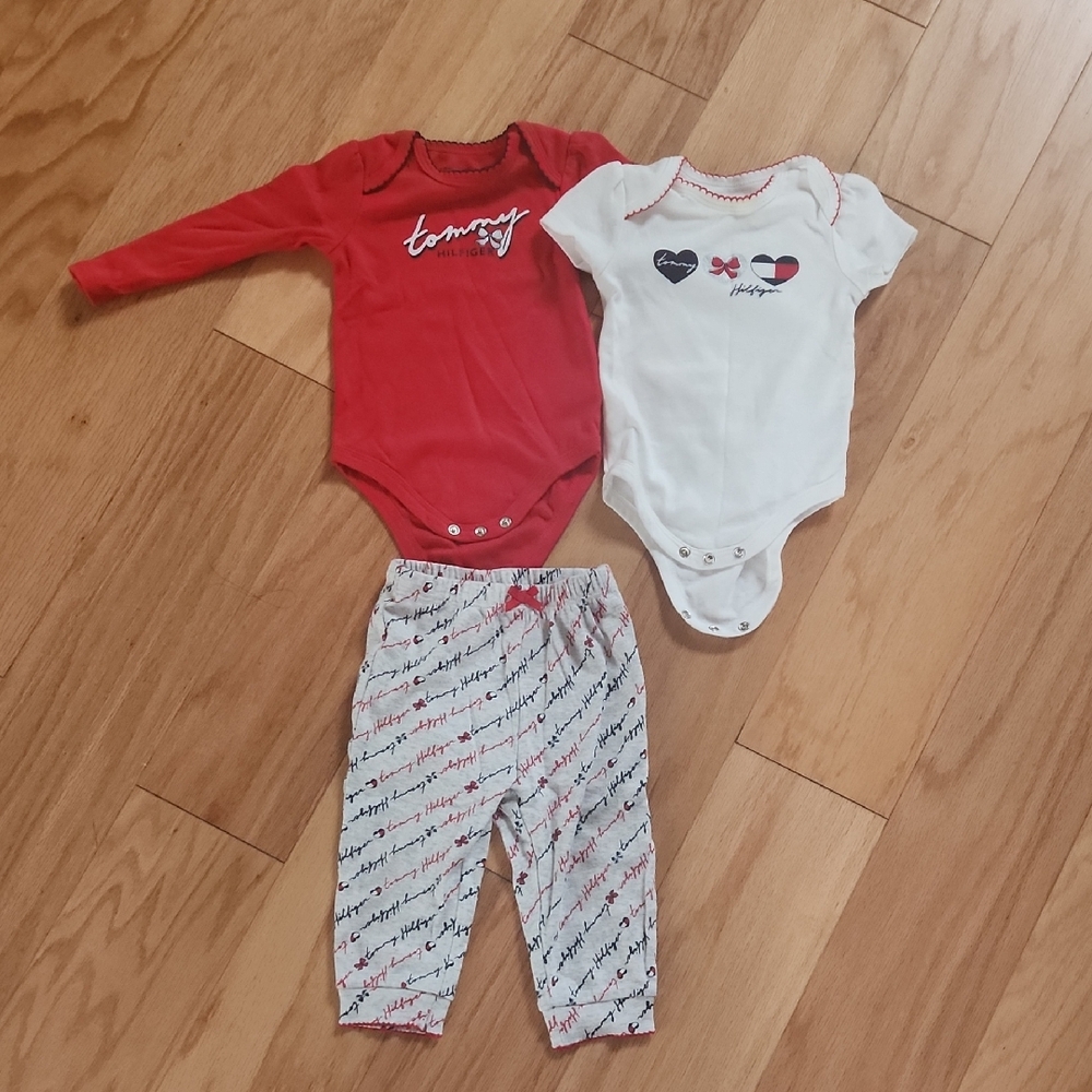 Tommy Hilfiger Red White And Gray Baby Outfit Set 12 Months 3 Piece